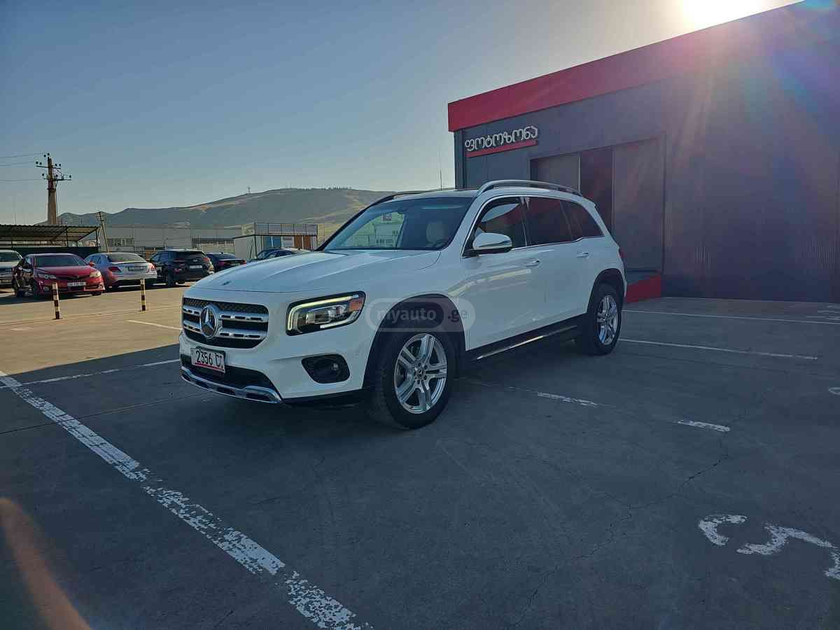 Mercedes-Benz GLB 250 2021 — миниатюра 1