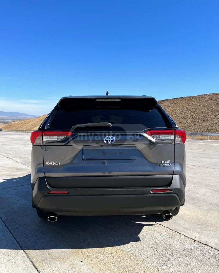 Toyota XLE — миниатюра 5