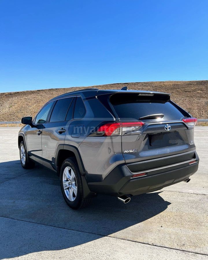 Toyota XLE — миниатюра 6