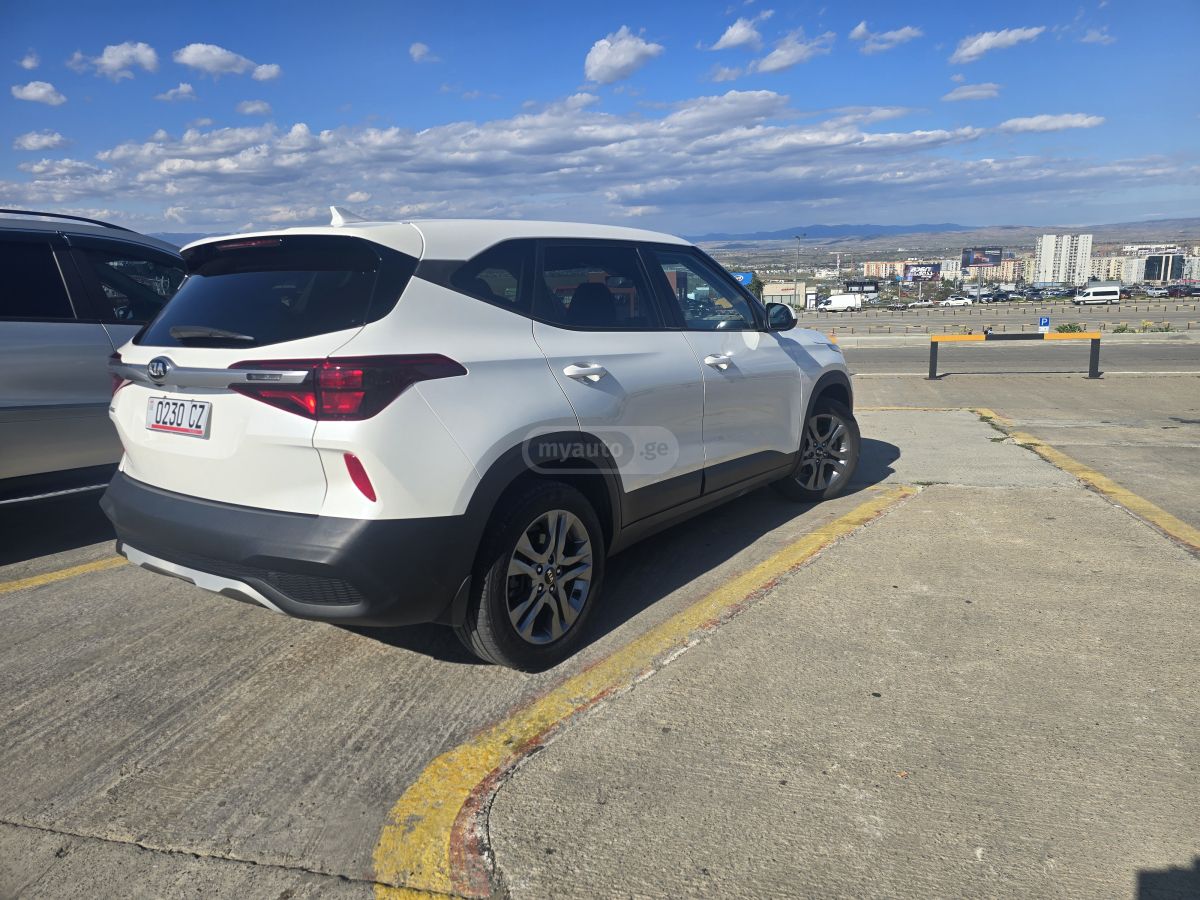 Kia Seltos - фото 3