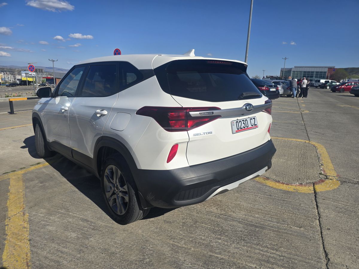Kia Seltos - фото 5