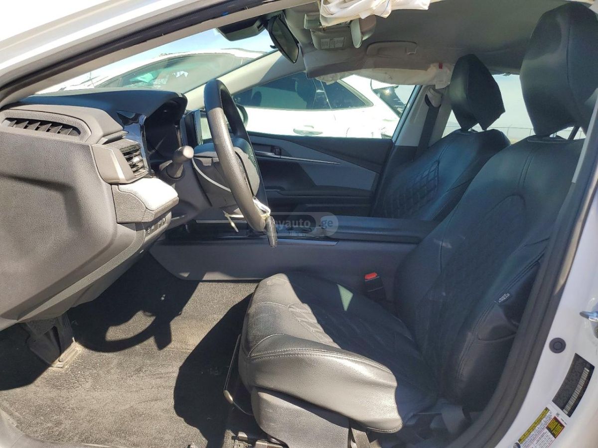 Toyota Camry - фото 7