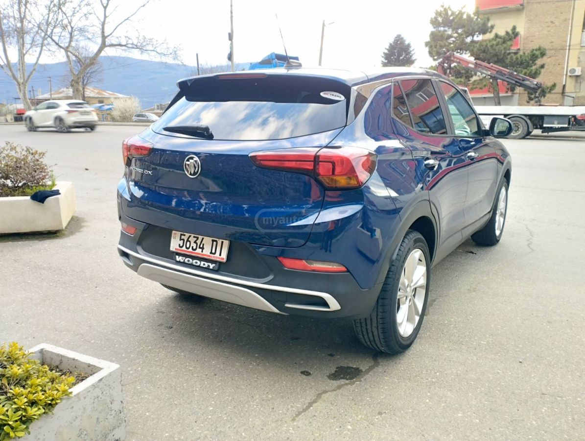 Buick Encore - фото 1
