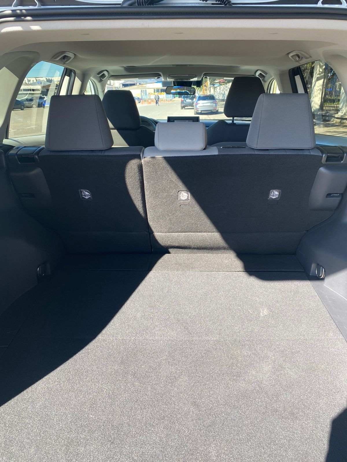 Toyota RAV 4 - фото 5