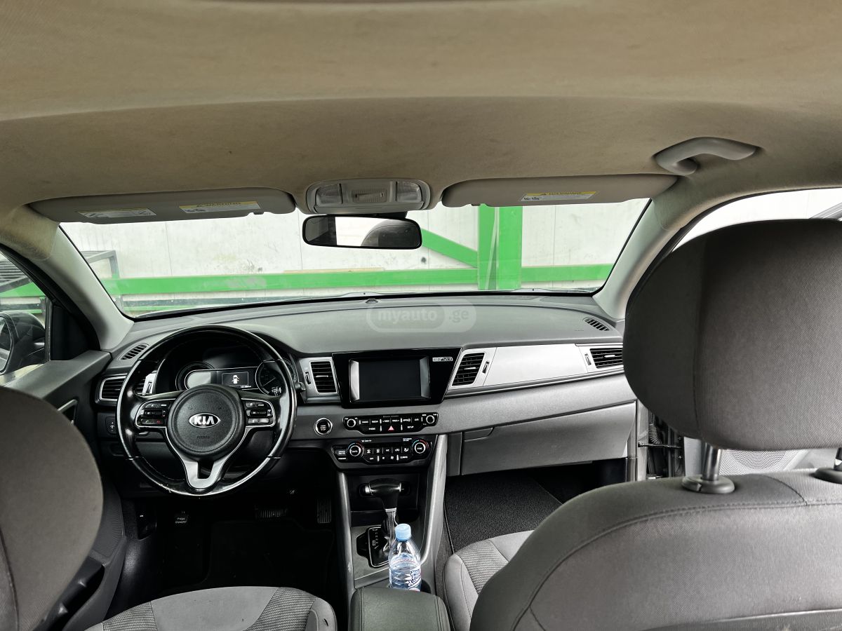 Kia Niro - фото 15