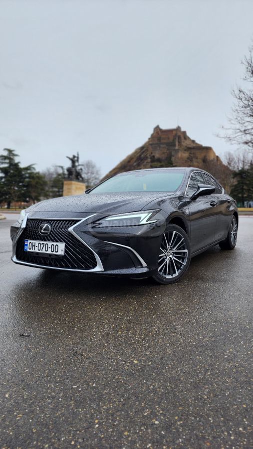 Lexus ES 300 - фото 1