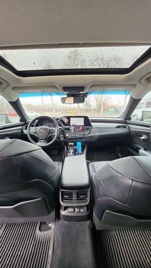 Lexus ES 300 - фото 8