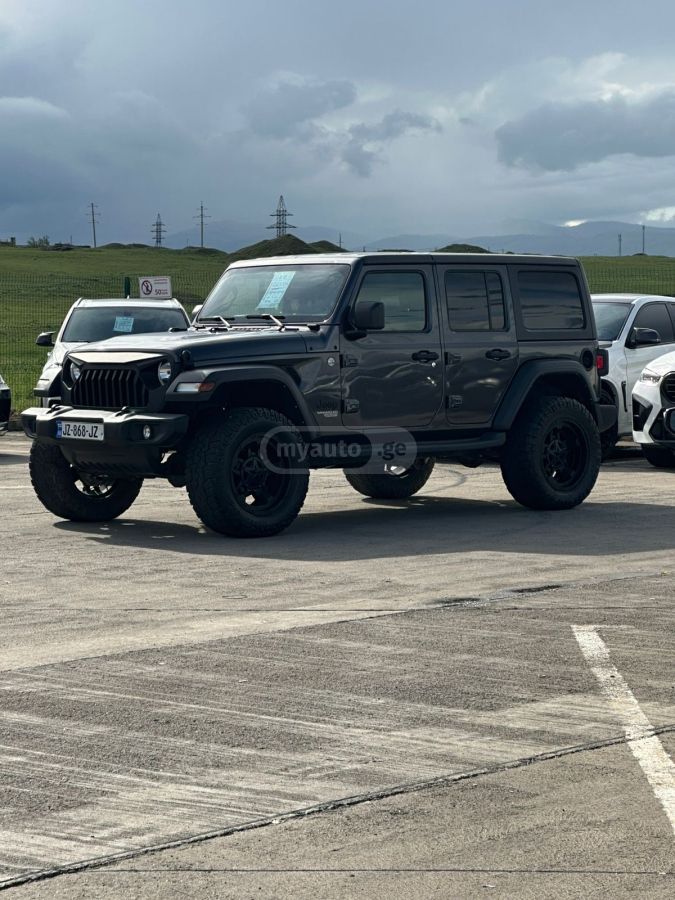 Jeep Wrangler - фото 8