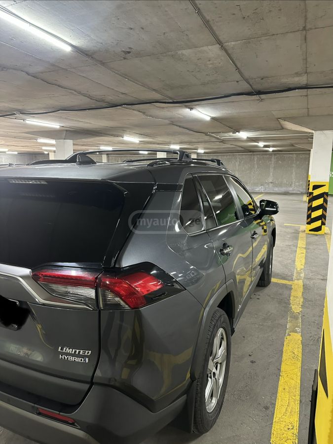 Toyota RAV 4 - фото 5