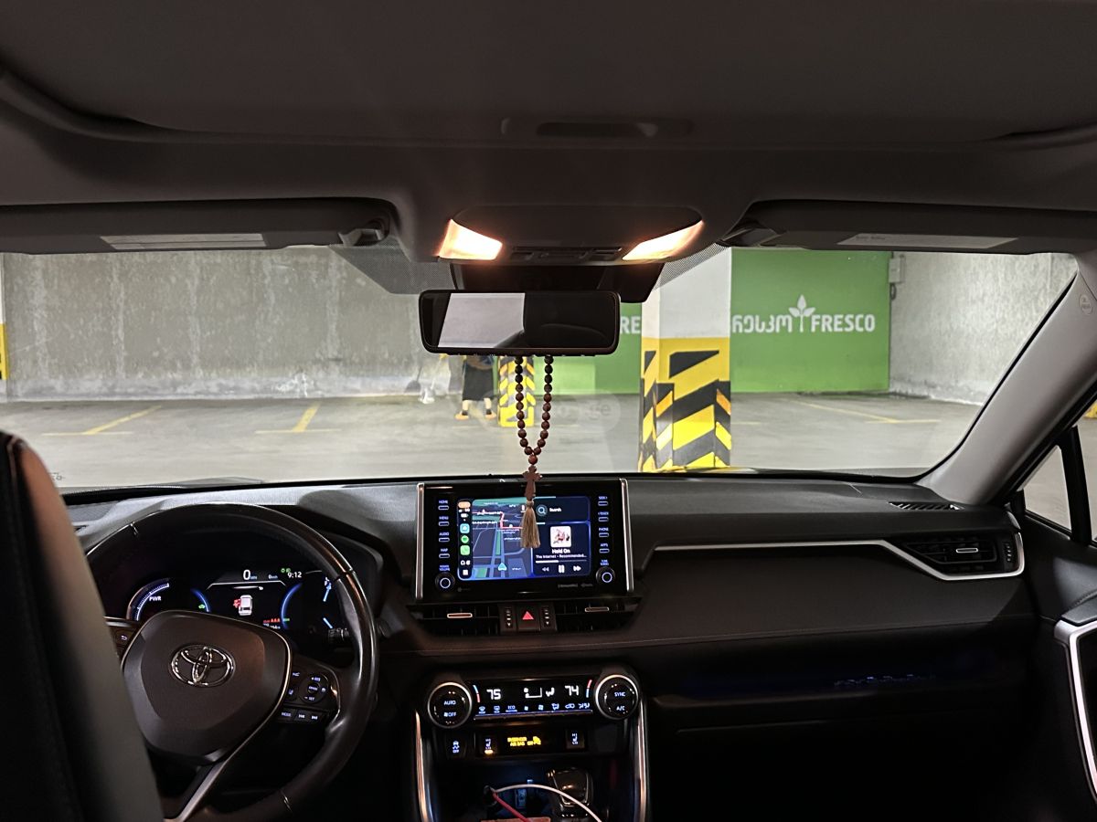 Toyota RAV 4 - фото 9