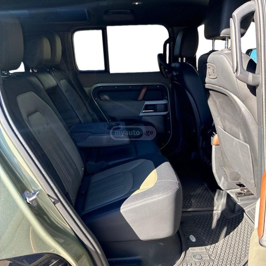 Land Rover Defender 110 - фото 3