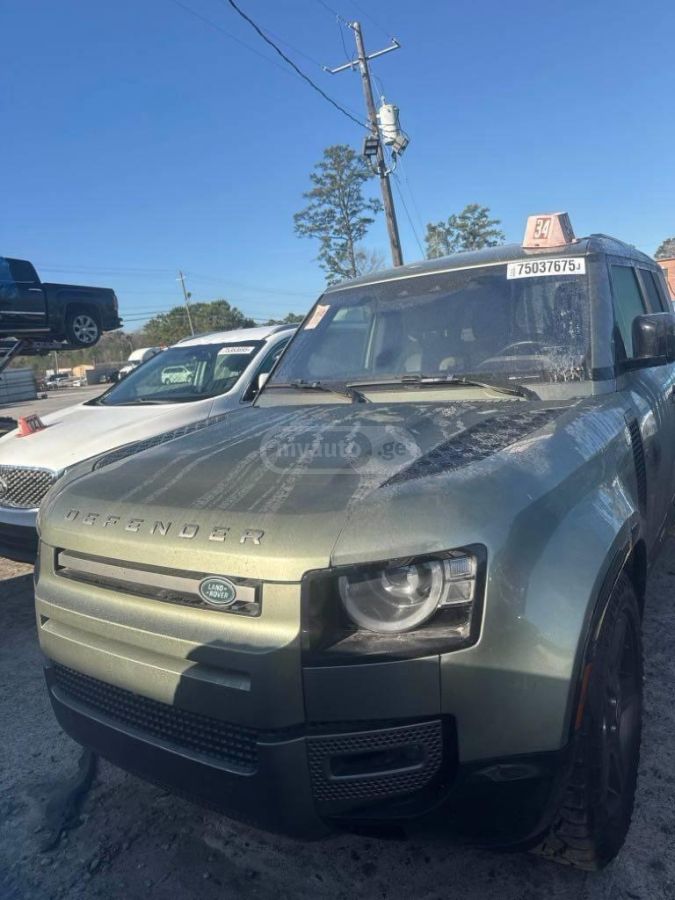 Land Rover Defender 110 - фото 5