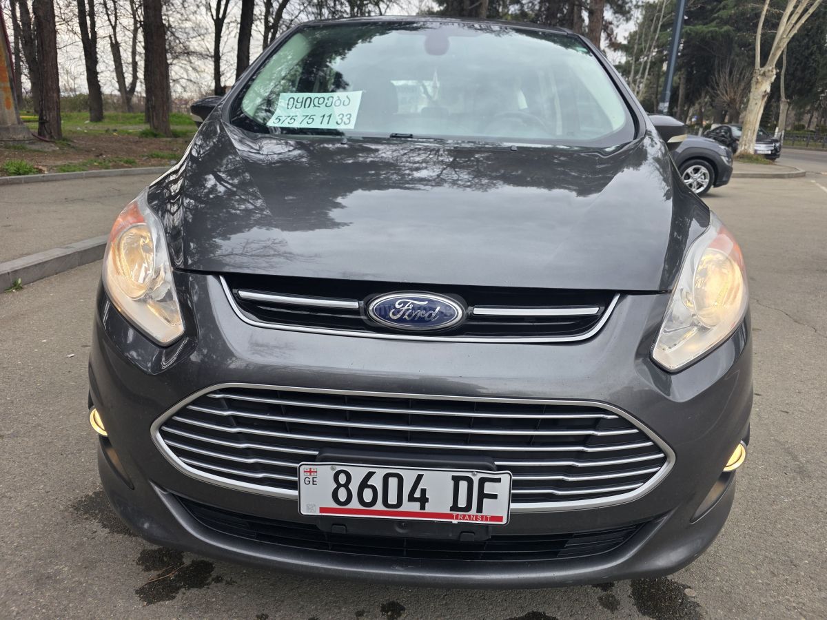 Ford C-MAX - фото 1