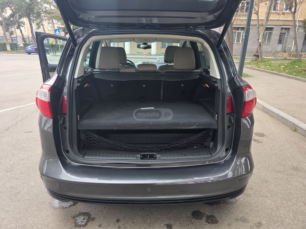 Ford C-MAX - фото 5