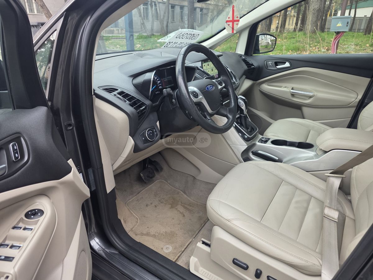 Ford C-MAX - фото 7