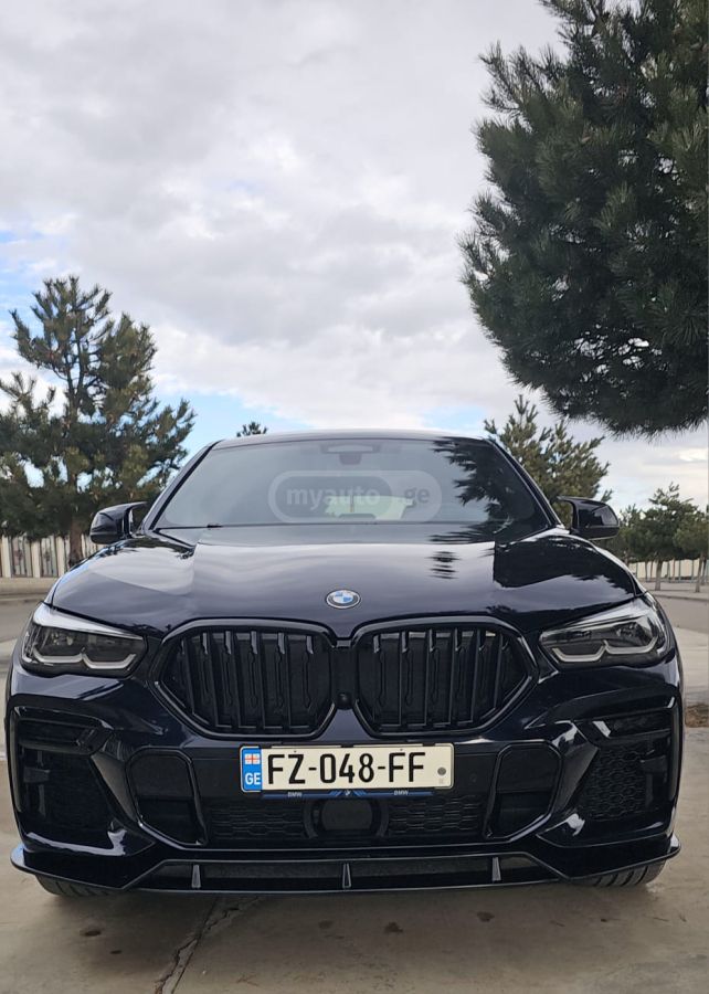 BMW X6 - фото 1