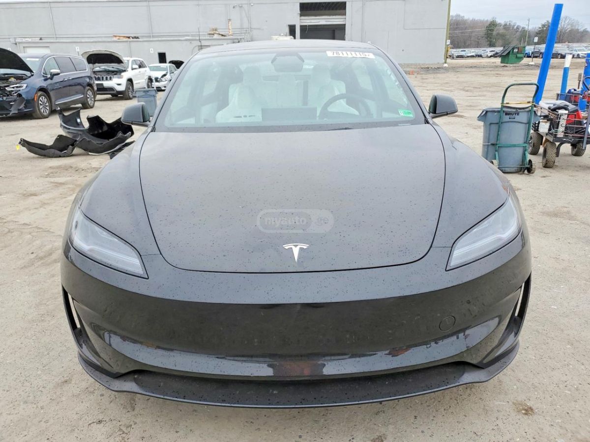 Tesla Model 3 - фото 5