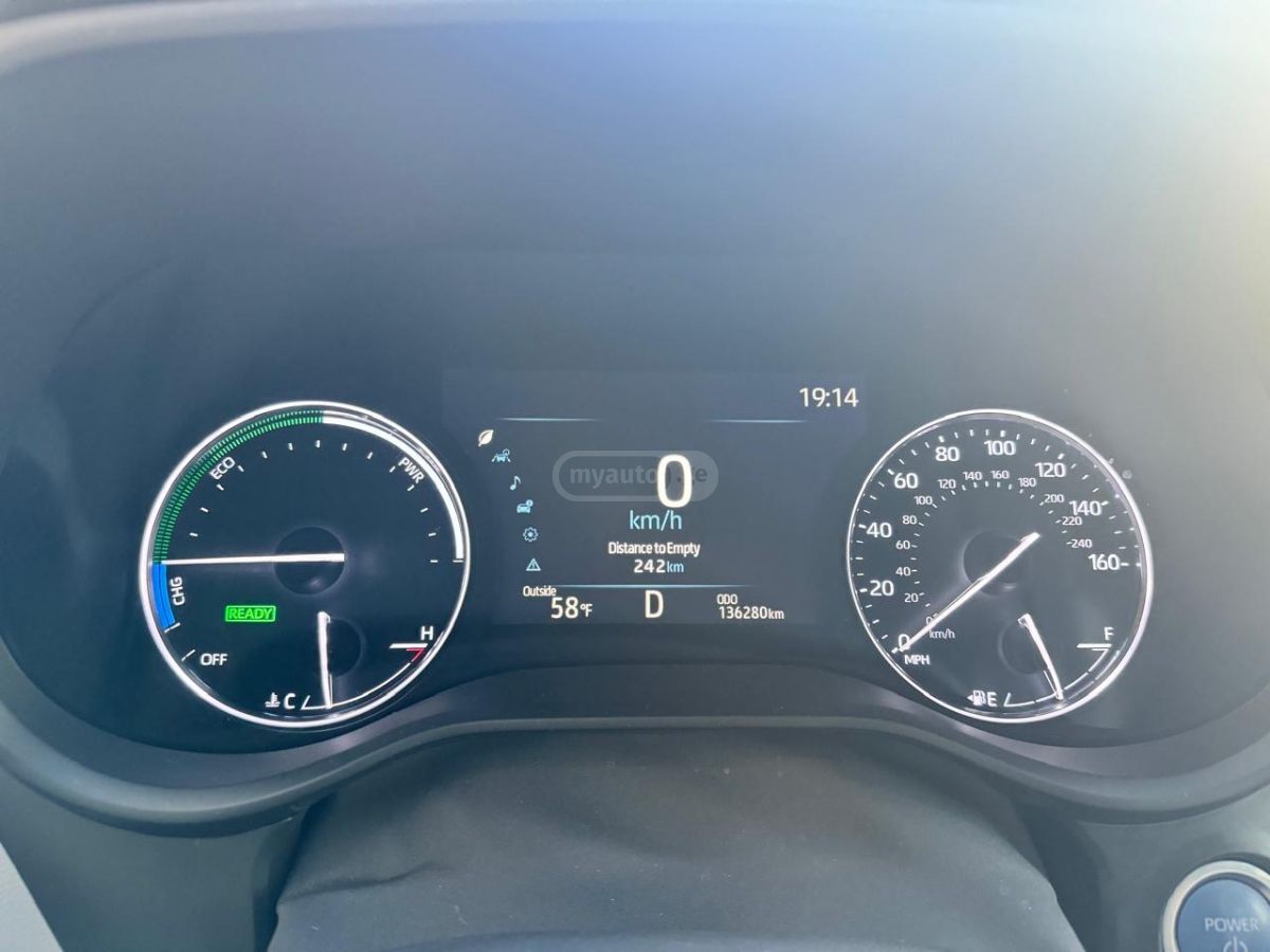 Toyota Sienna - фото 9