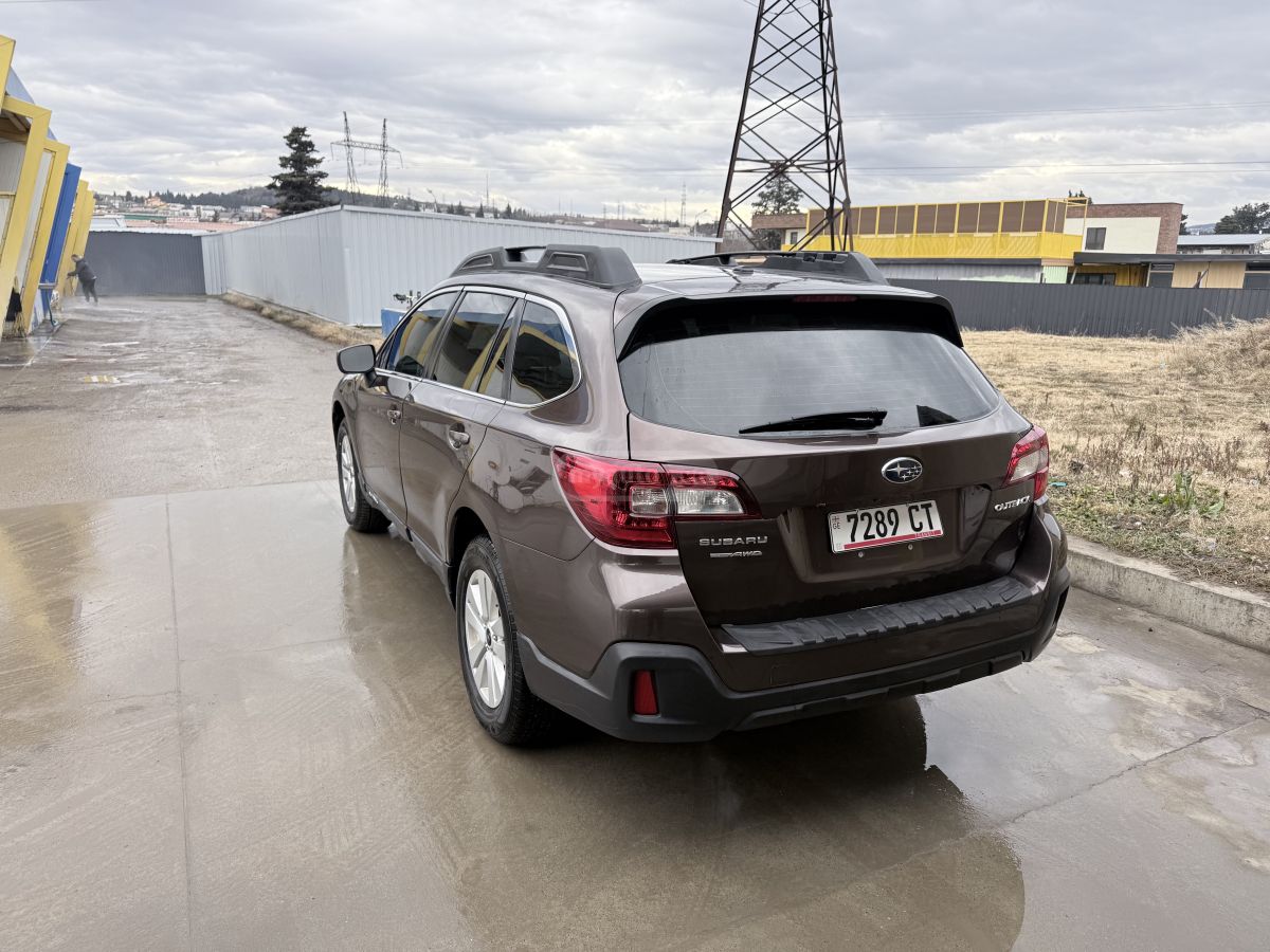 Subaru Outback - фото 4