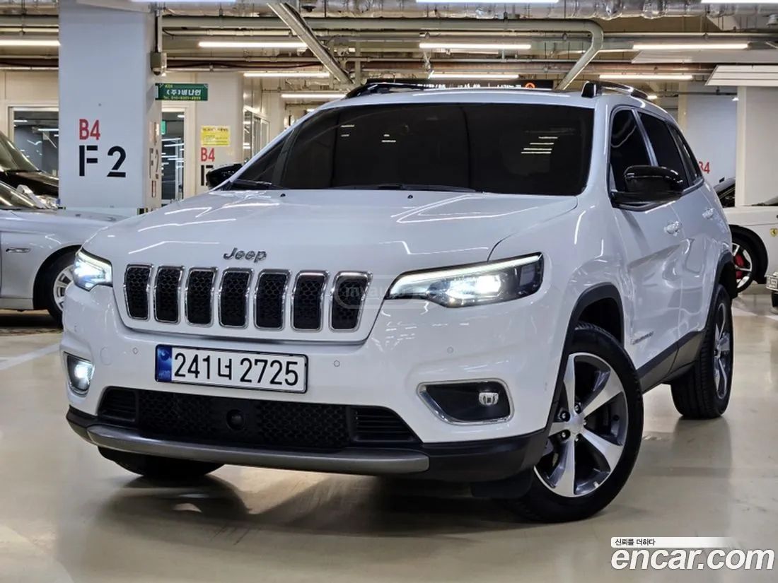 Jeep Cherokee - фото 11