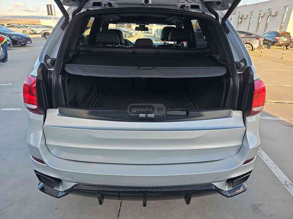 BMW X5 - фото 10