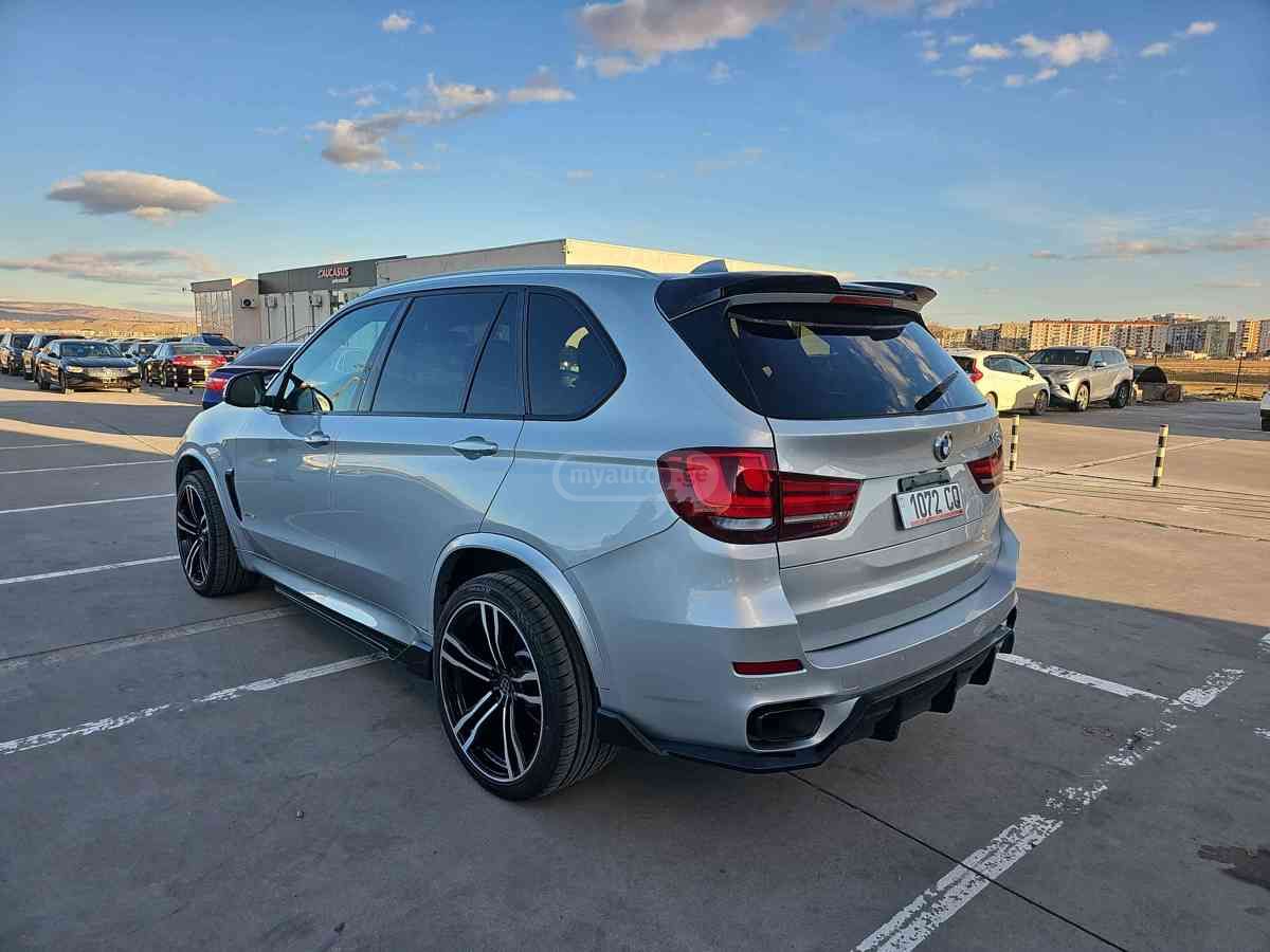 BMW X5 - фото 9