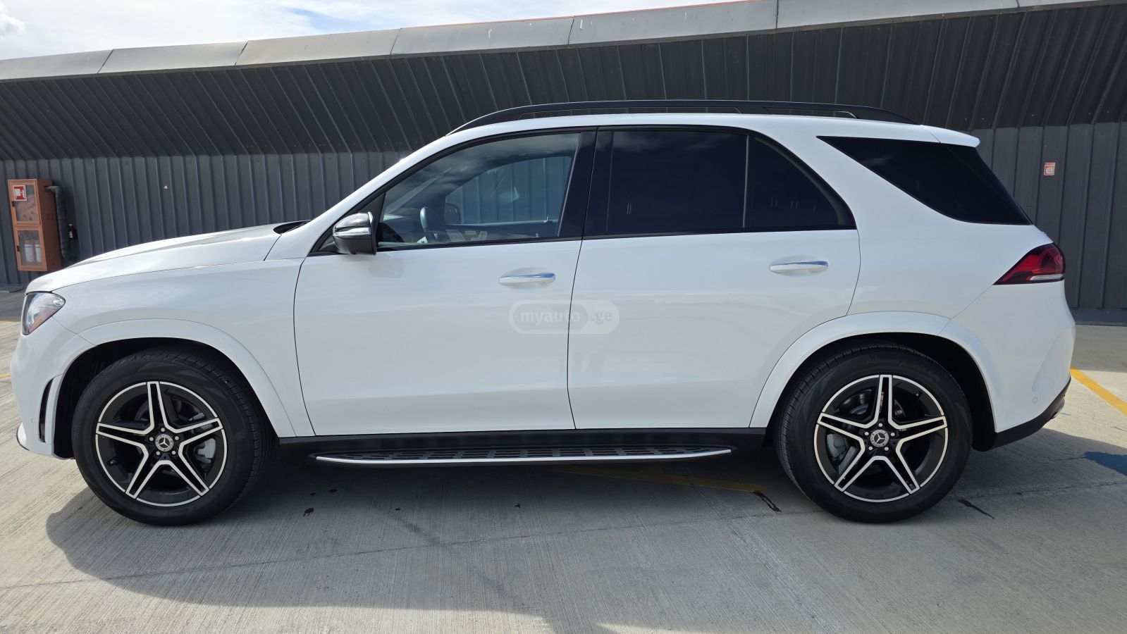 Mercedes-Benz GLE 350 - фото 8