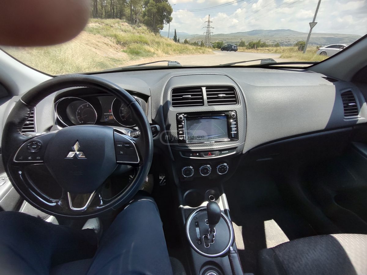 Mitsubishi Outlander Sport - фото 4