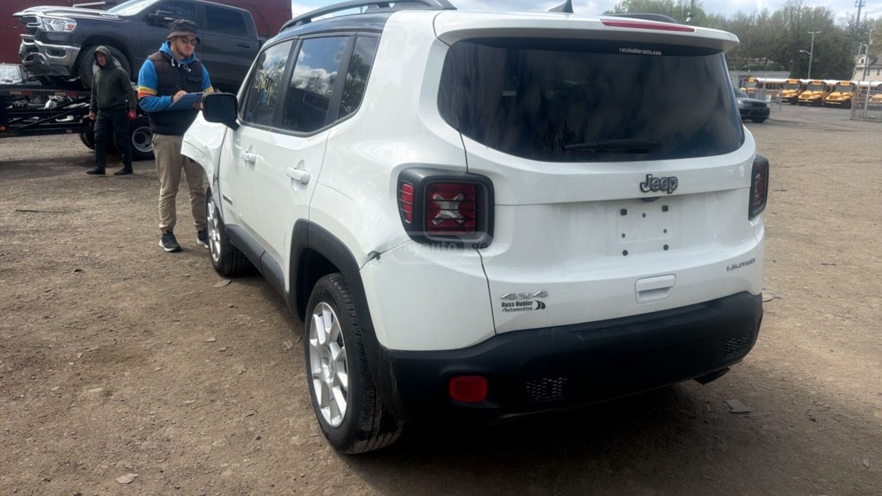 Jeep Renegade - фото 3