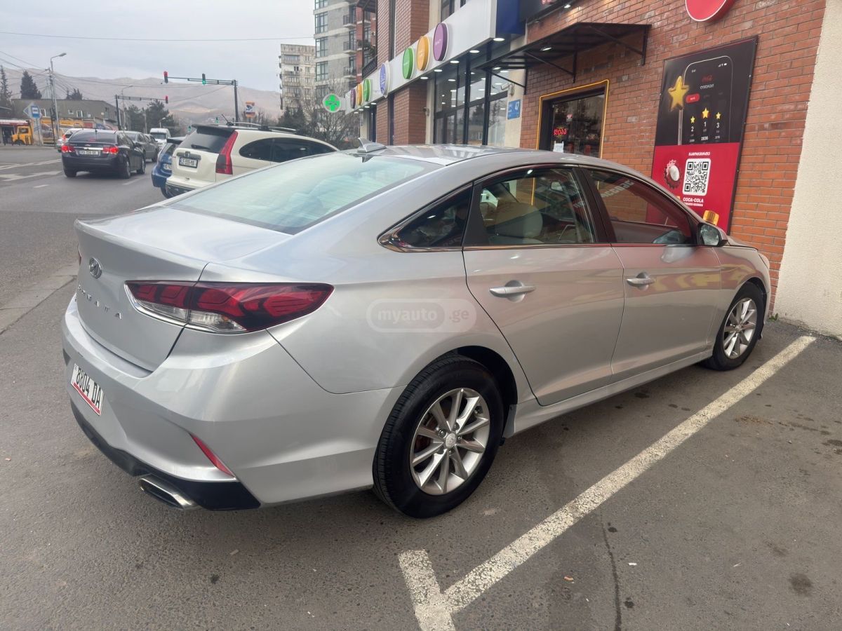 Hyundai Sonata - фото 4