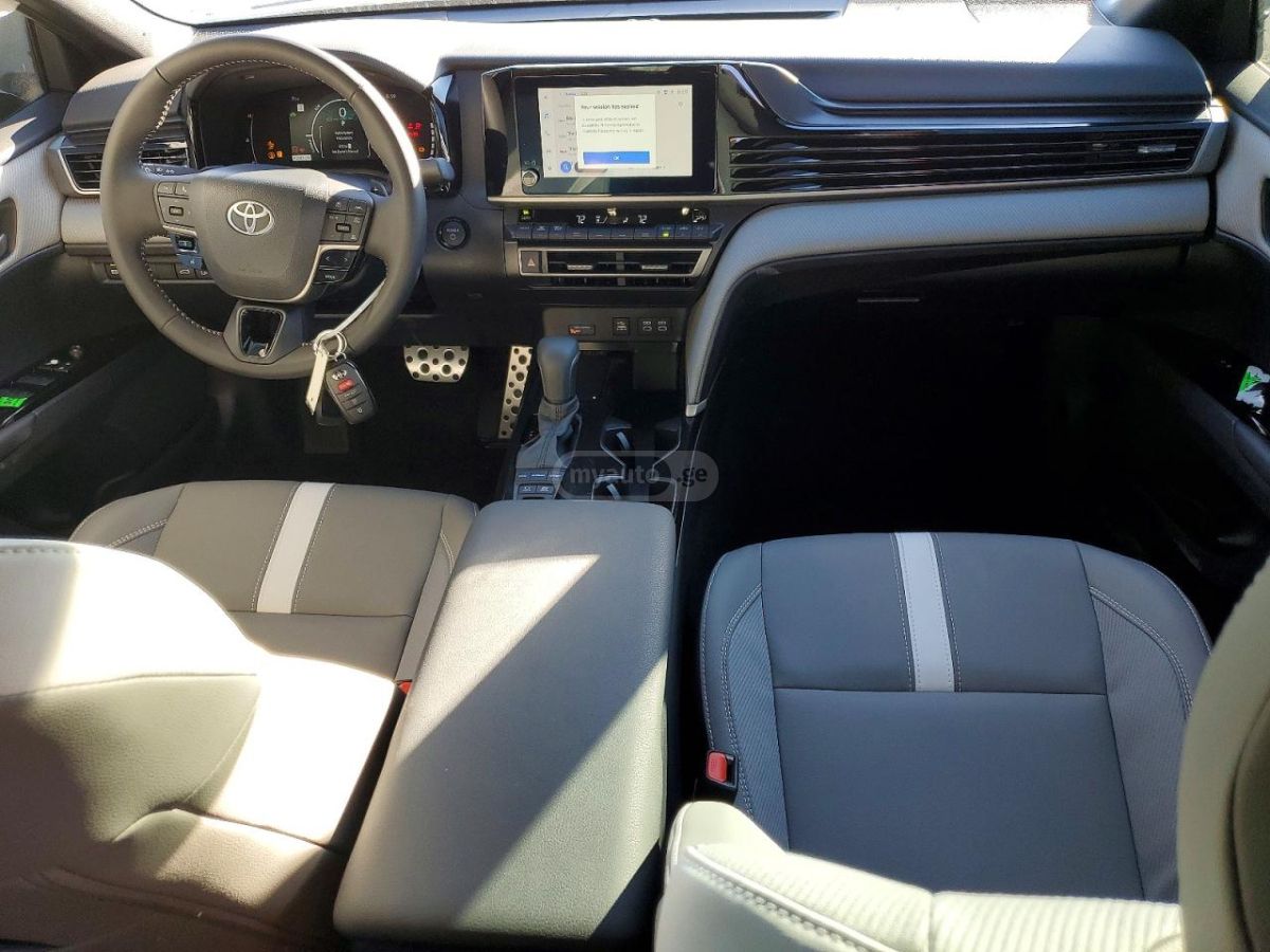 Toyota Camry 2026 — миниатюра 9