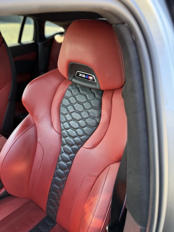 BMW X6 M 2023 — миниатюра 9