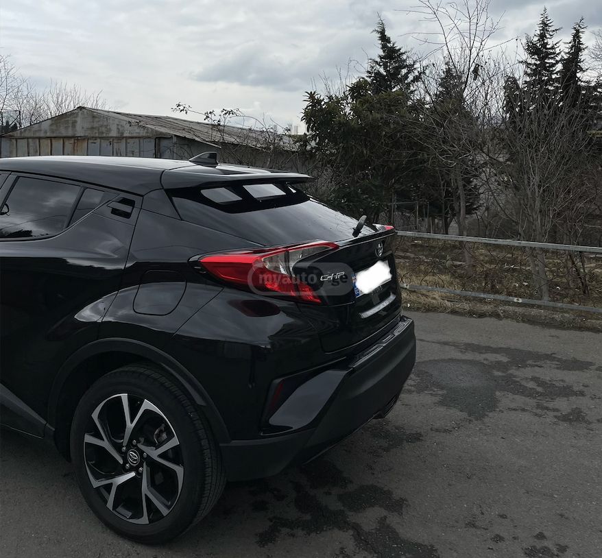 Toyota CHR - фото 3