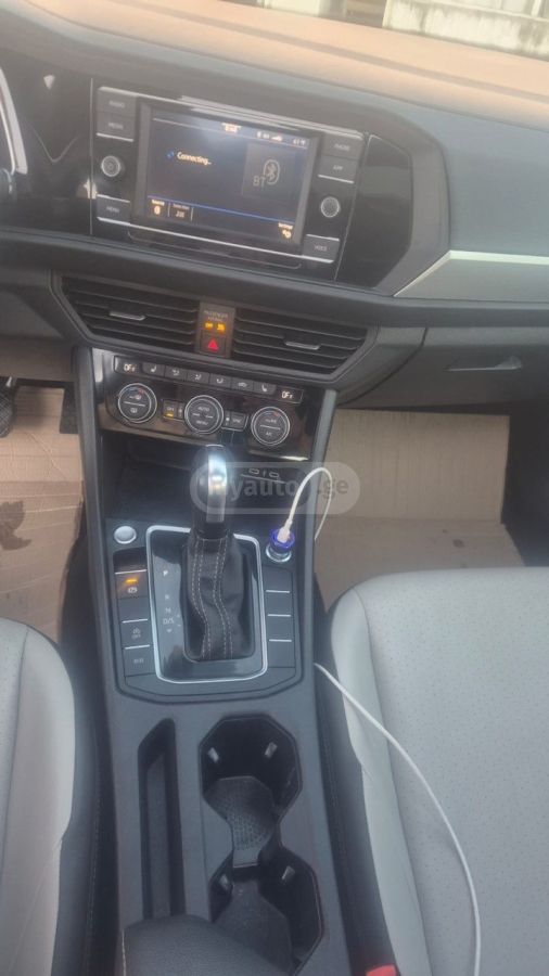 Volkswagen Jetta - фото 11