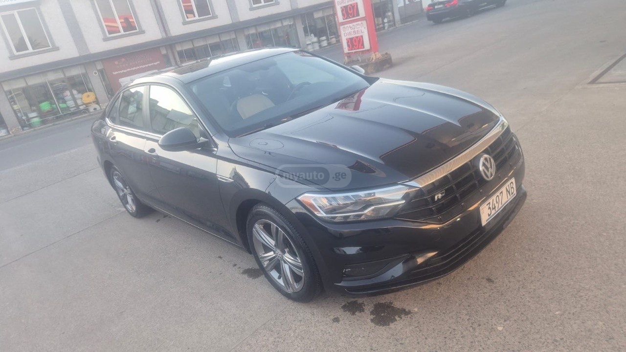 Volkswagen Jetta - фото 2