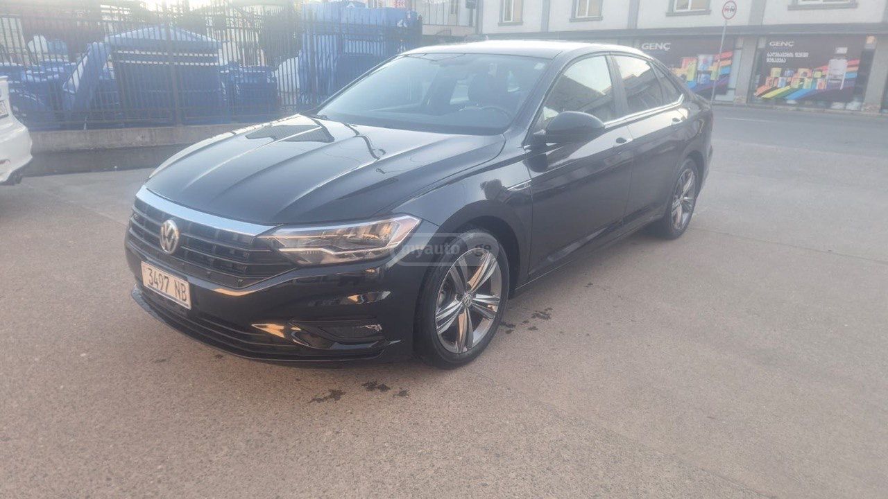 Volkswagen Jetta - фото 3