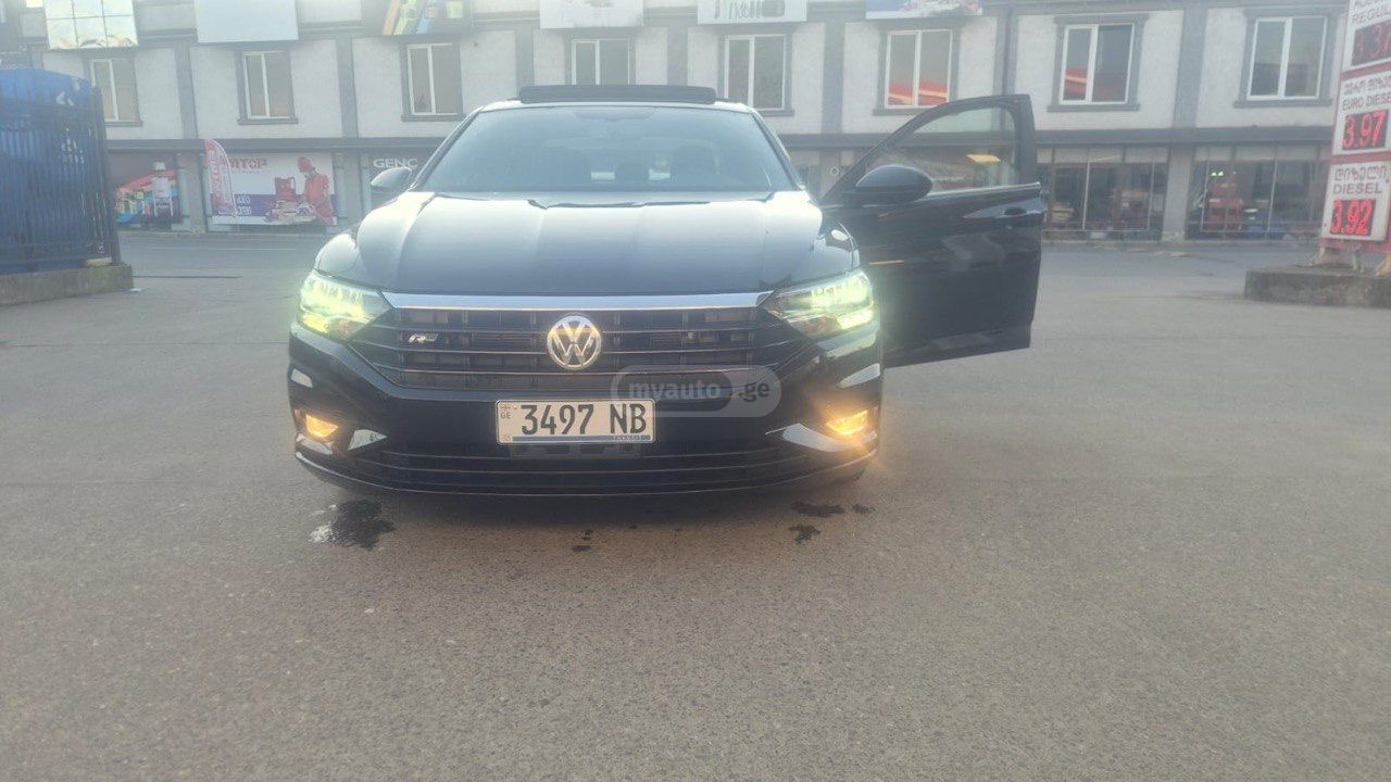 Volkswagen Jetta - фото 5