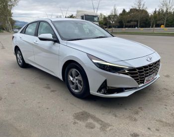 HyundaiElantra2021