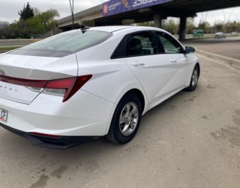 HyundaiElantra2021