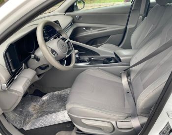 HyundaiElantra2021