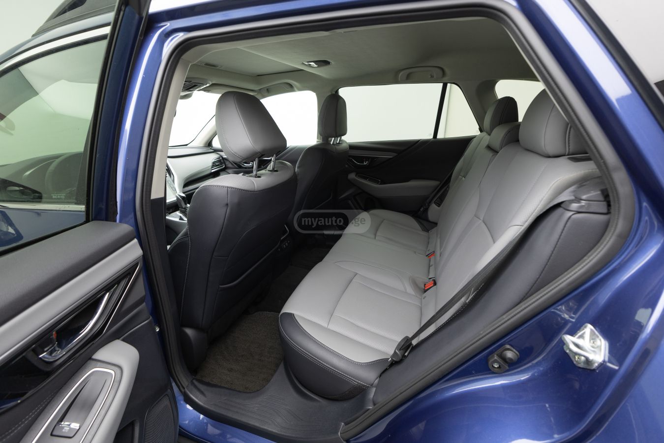 Subaru Outback - фото 7