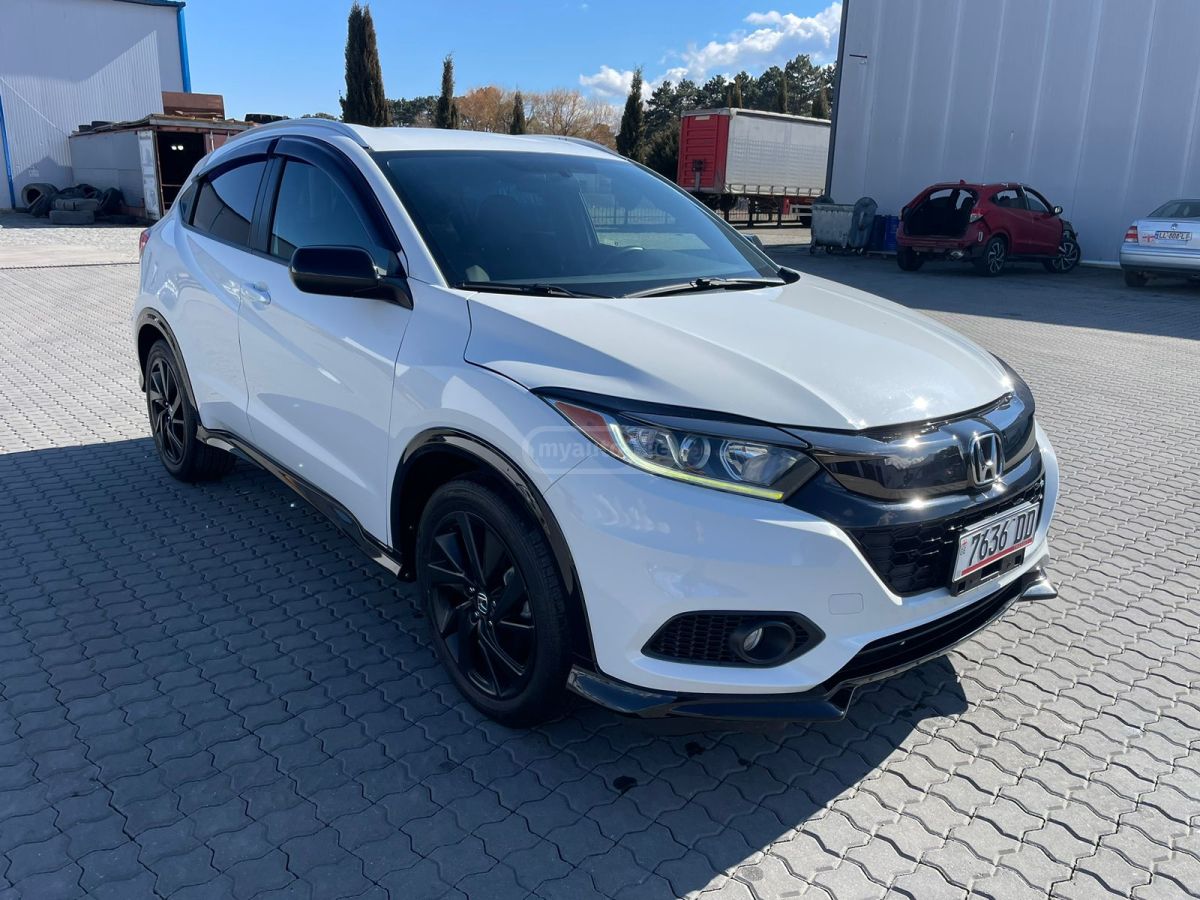 Honda Sport 4dr Front-Wheel Drive CV — миниатюра 1