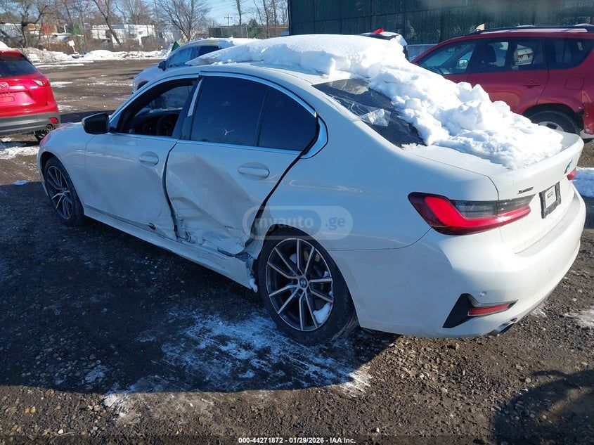 BMW 330 - фото 3