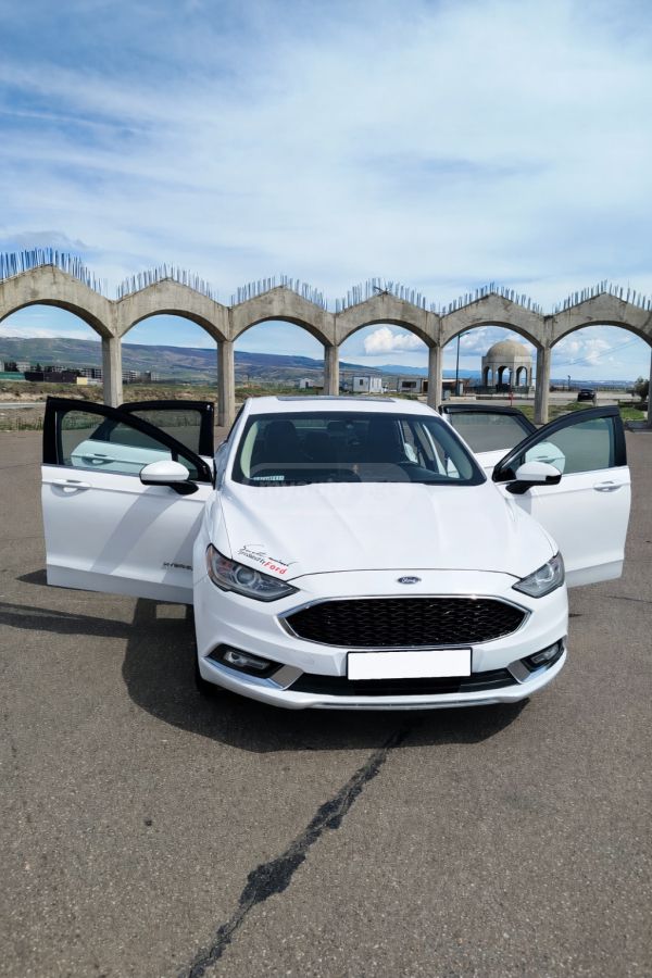 Ford Fusion - фото 2