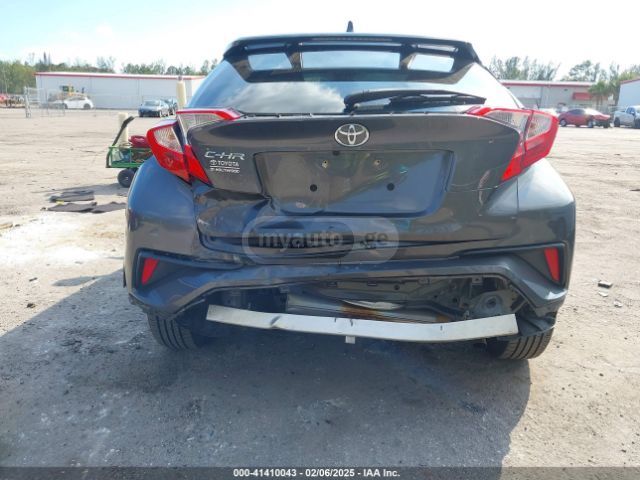 Toyota LE 4dr Front-Wheel Drive Sport — миниатюра 6