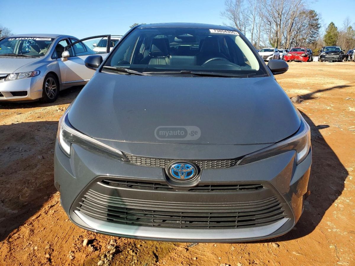 Toyota Corolla - фото 5