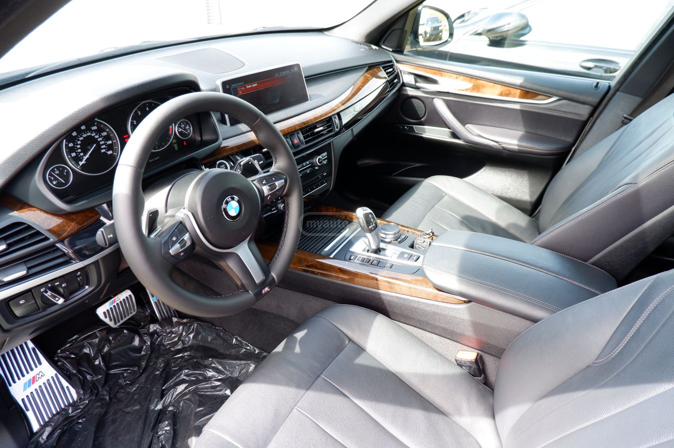 BMW X5 - фото 13