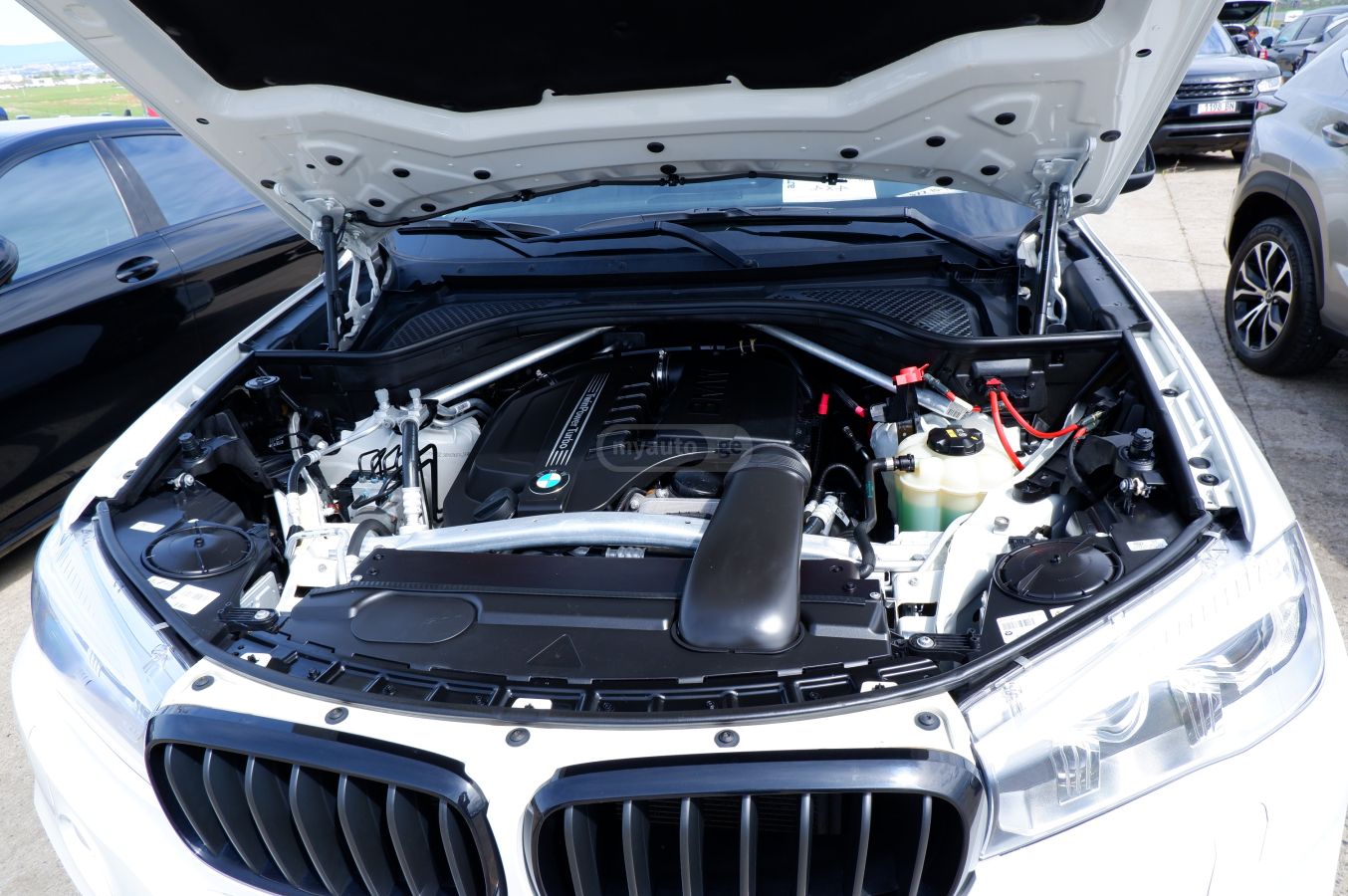 BMW X5 - фото 15