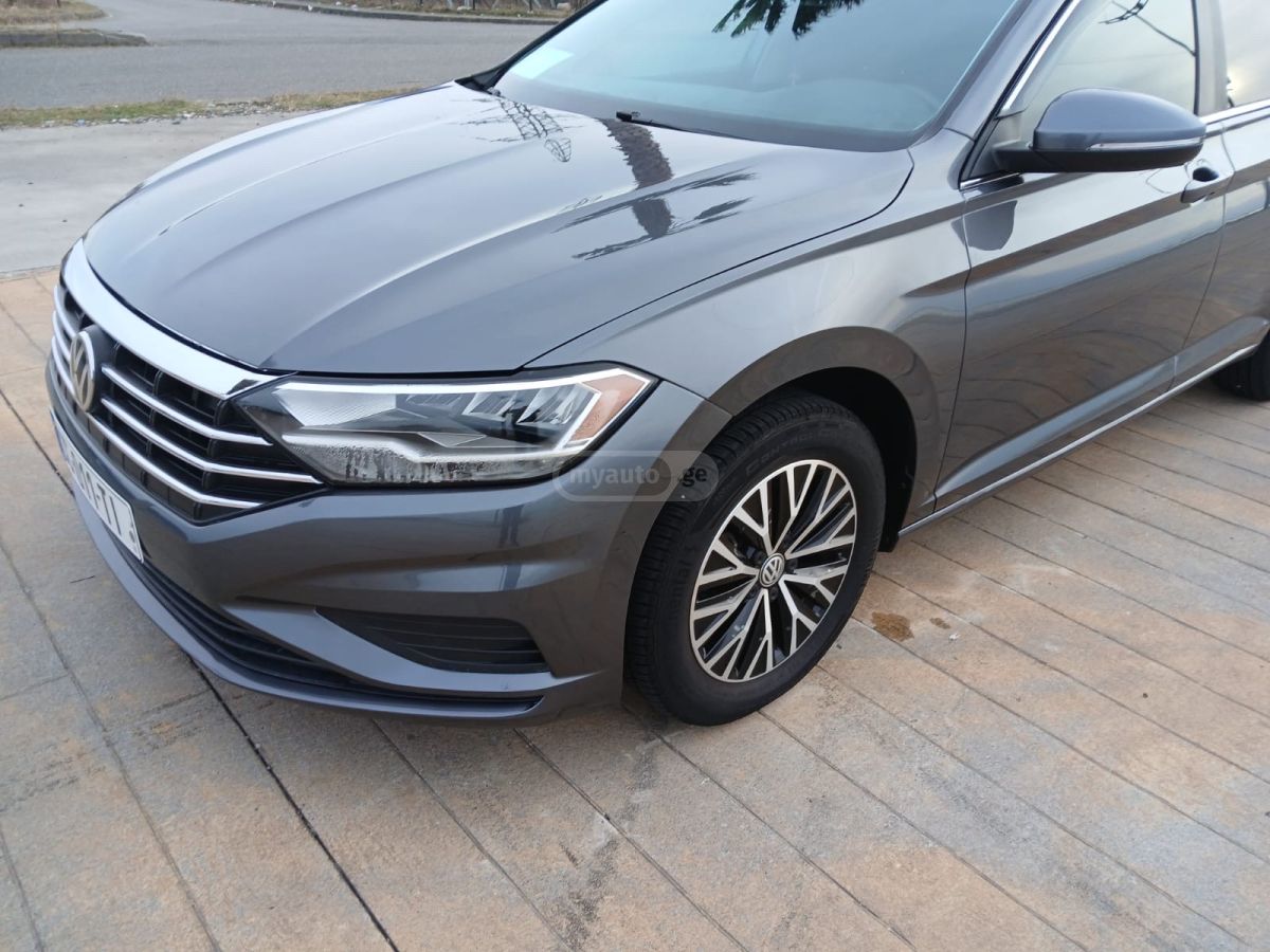 Volkswagen Jetta - фото 7