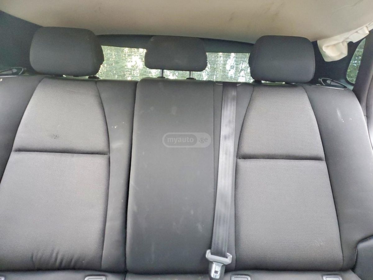 Mazda CX-30 - фото 10